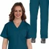 AllHeart Clearance Women's Mock Wrap Scrub Top & Cargo Scrub Pant Set -Havaianas Shop 1 ah b8set clearance 650