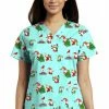 White Cross Clearance Women's Frosty Jolly Flakes Print Scrub Top 1 White Cross Clearance Women's Frosty Jolly Flakes Print Scrub Top -Havaianas Shop 1 wc 618 printclearancefjf 650
