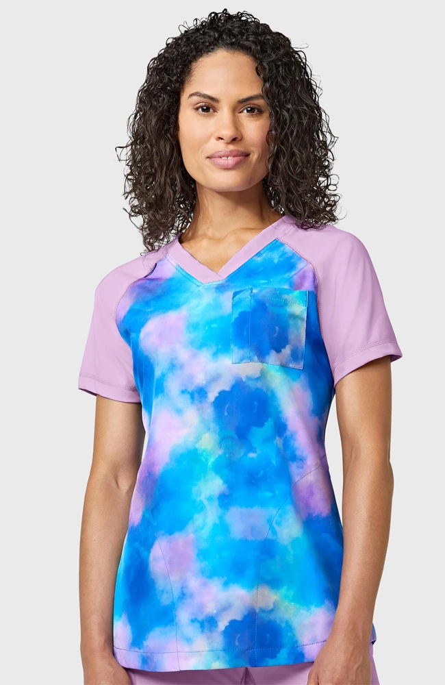WonderWink Women's Yoga V-Neck Twilight Print Scrub Top 3 WonderWink Women's Yoga V-Neck Twilight Print Scrub Top