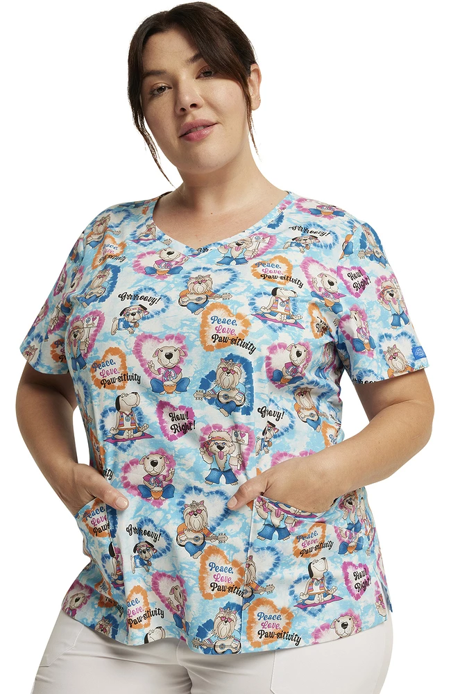 Dickies Women's Hippie Hounds Print Scrub Top 9 Dickies Women's Hippie Hounds Print Scrub Top - Image 7