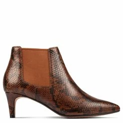 Clarks Women's Laina55 Boot 2 In Dark Tan